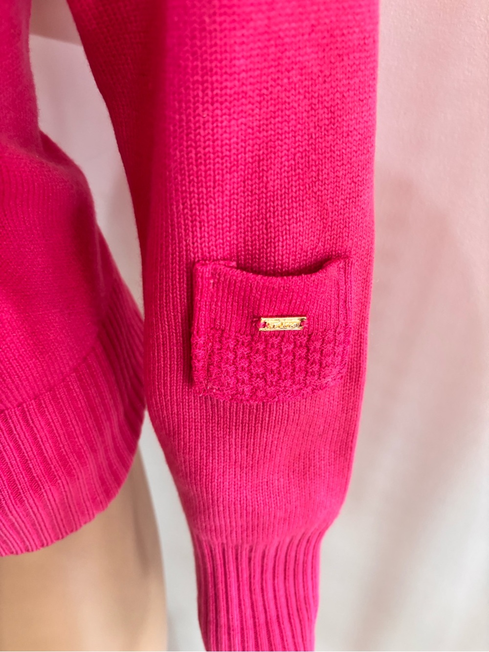 St. John Hot Pink Zip-Front 100% cashmere Cardigan with Gold Hardware S - Picture 4 of 5